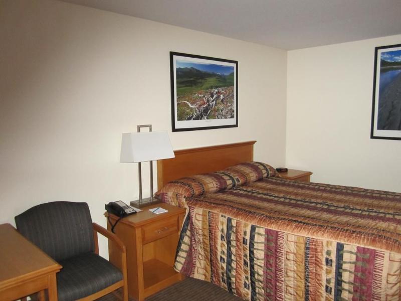 פורט נלסון Woodlands Inn & Suites מראה חיצוני תמונה