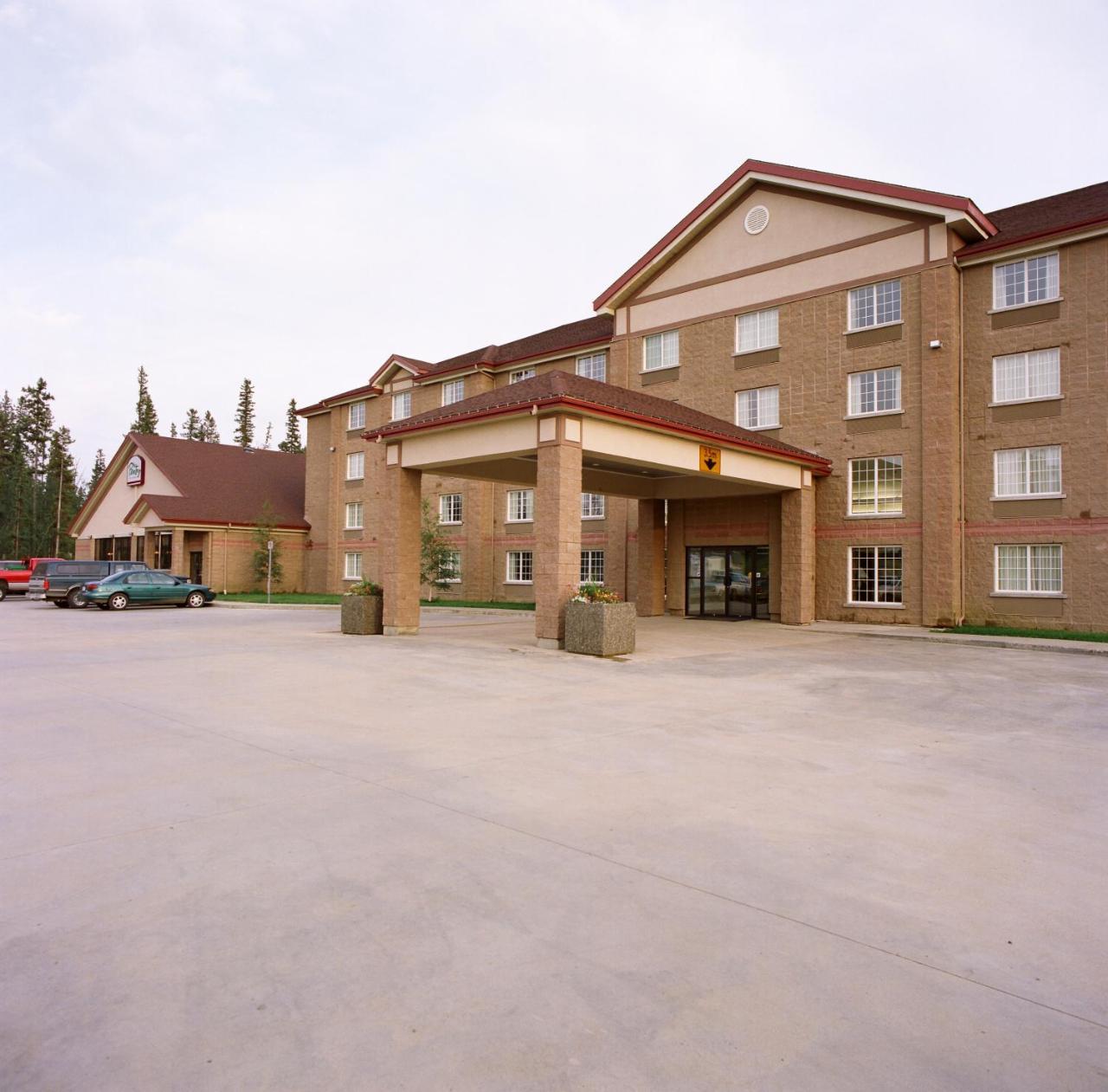 פורט נלסון Woodlands Inn & Suites מראה חיצוני תמונה
